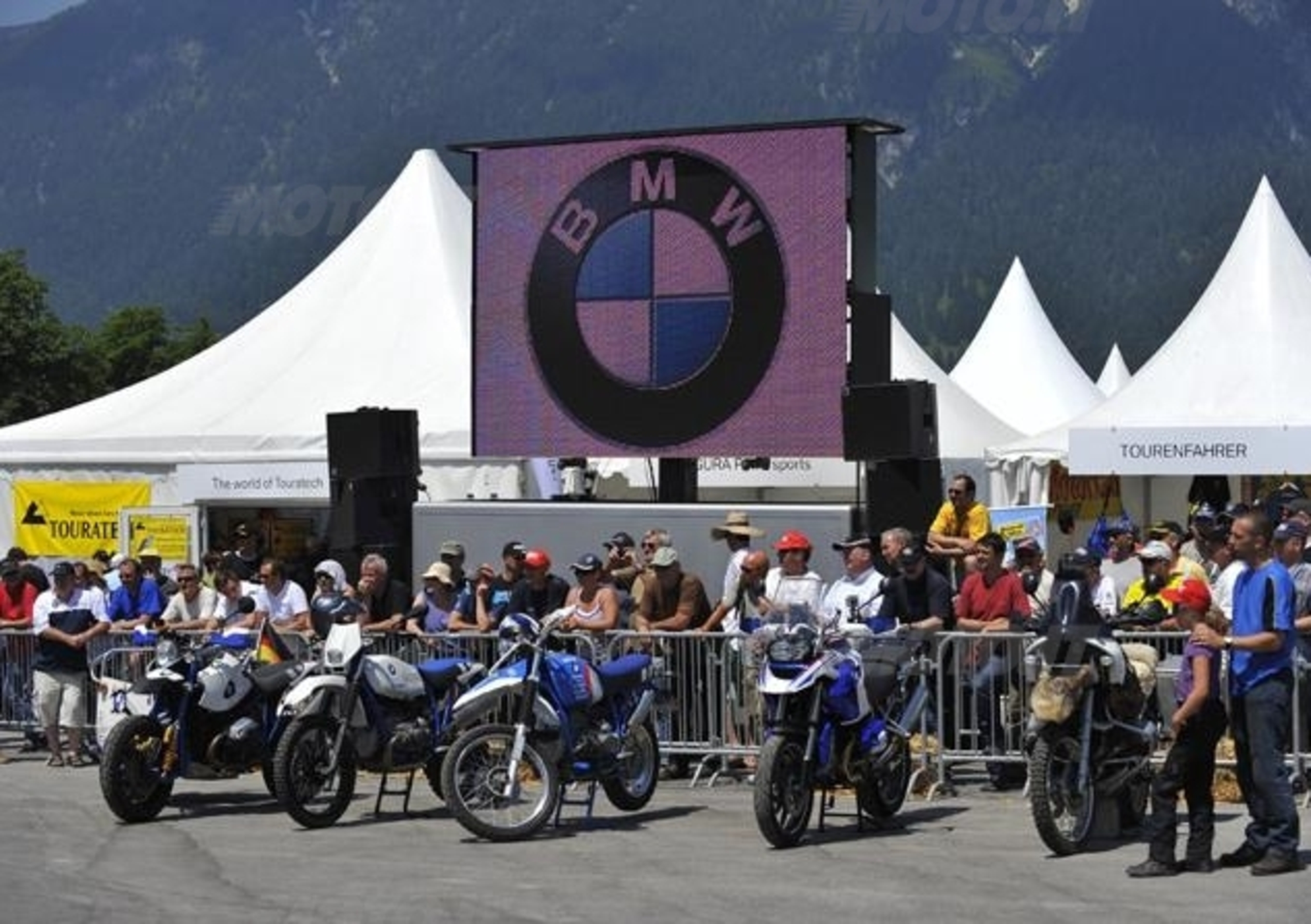 Il raduno BMW di Garmisch. GS a tutta birra! News Moto.it