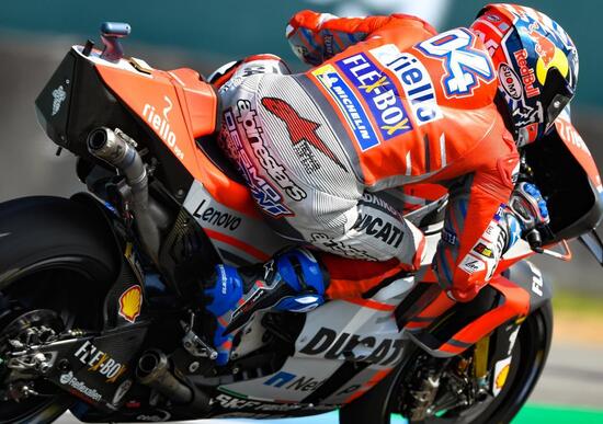 MotoGP 2018. Dovizioso in testa nelle FP2 in Thailandia