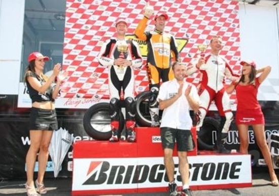 La Ktm 1190 Rc8 R vince per la prima volta in Italia La Ktm 1190 Rc8 R vince per la prima volta in Italia