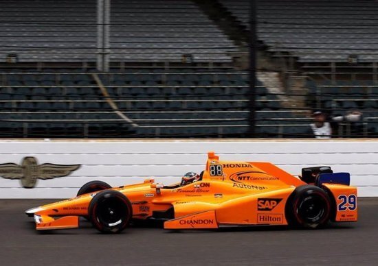 Honda blocca Alonso e McLaren in Indy: ecco perché Honda blocca Alonso e McLaren in Indy: ecco perché