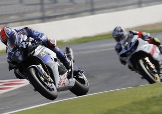 Bol D’Or. La Suzuki SERT domina a Magny Cours Bol D’Or. La Suzuki SERT domina a Magny Cours
