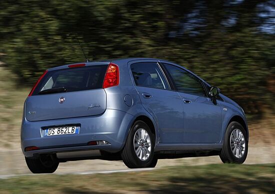 Parco circolante Italia, Auto diesel: sono il 43% e le Euro3 svettano ancora al Sud Parco circolante Italia, Auto diesel: sono il 43% e le Euro3 svettano ancora al Sud