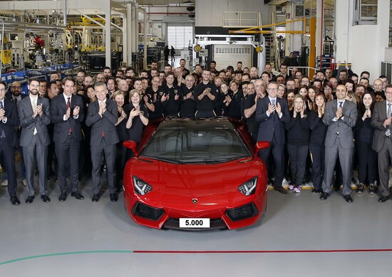Lamborghini Aventador, record con 5.000 esemplari prodotti Lamborghini Aventador, record con 5.000 esemplari prodotti