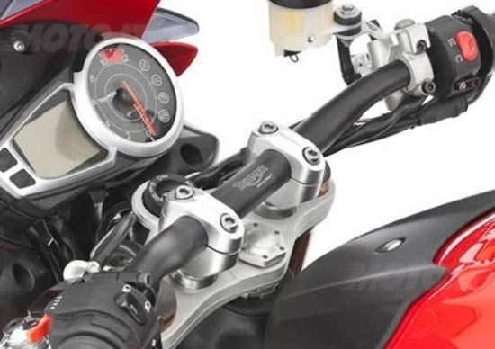 La nuova Triumph Speed Triple 2011! La nuova Triumph Speed Triple 2011!