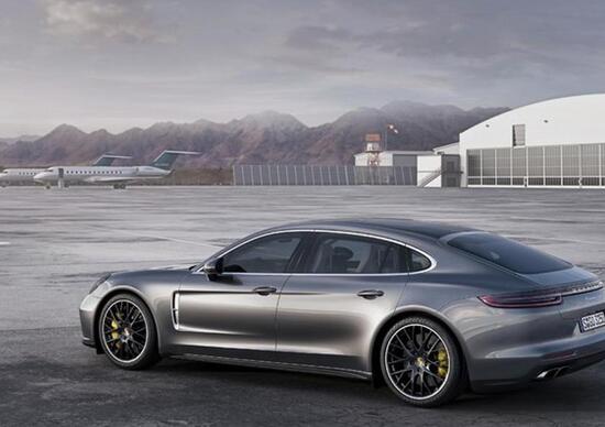 Aggiornamento ecu: Porsche richiama 74500 Panamera Aggiornamento ecu: Porsche richiama 74500 Panamera
