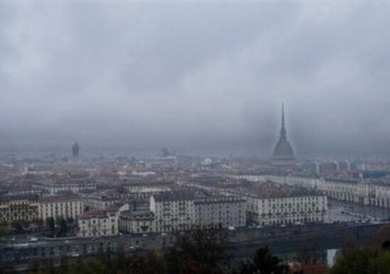 Torino, blocco Diesel Euro 5 prolungato fino al 14 gennaio Torino, blocco Diesel Euro 5 prolungato fino al 14 gennaio