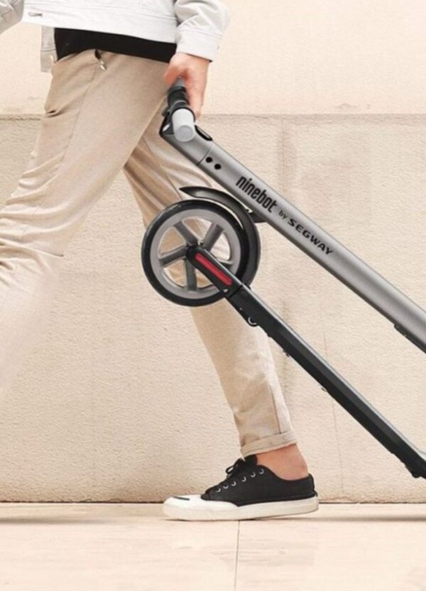 Hoverboard e monopattini elettrici, arriva lassicurazione?