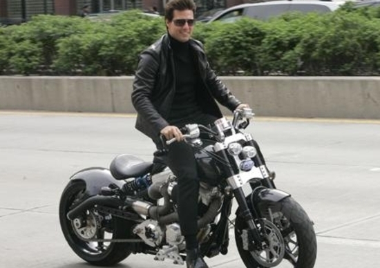 Beckham e Tom Cruise fondano il motoclub delle star Beckham e Tom Cruise fondano il motoclub delle star