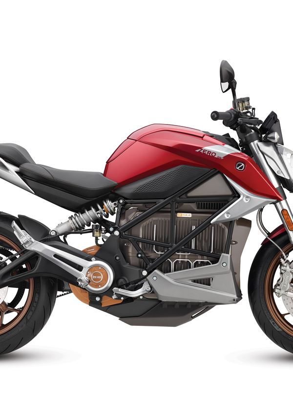 Zero SR/F. Sfida alle moto tradizionali
