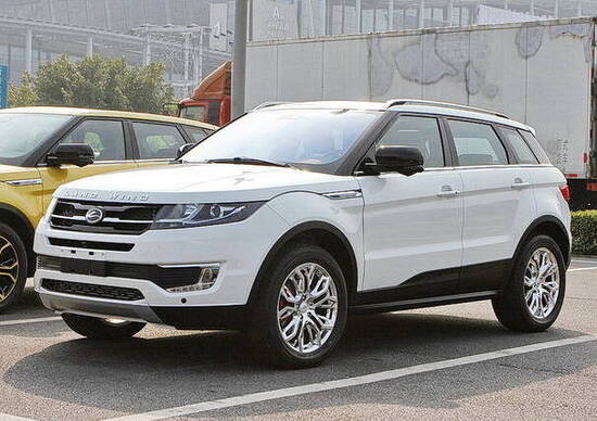 Land Rover e il clone cinese, gli inglesi vincono la causa Land Rover e il clone cinese, gli inglesi vincono la causa