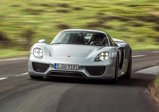 La prossima hypercar di Porsche potrebbe essere 100% elettrica La prossima hypercar di Porsche potrebbe essere 100% elettrica