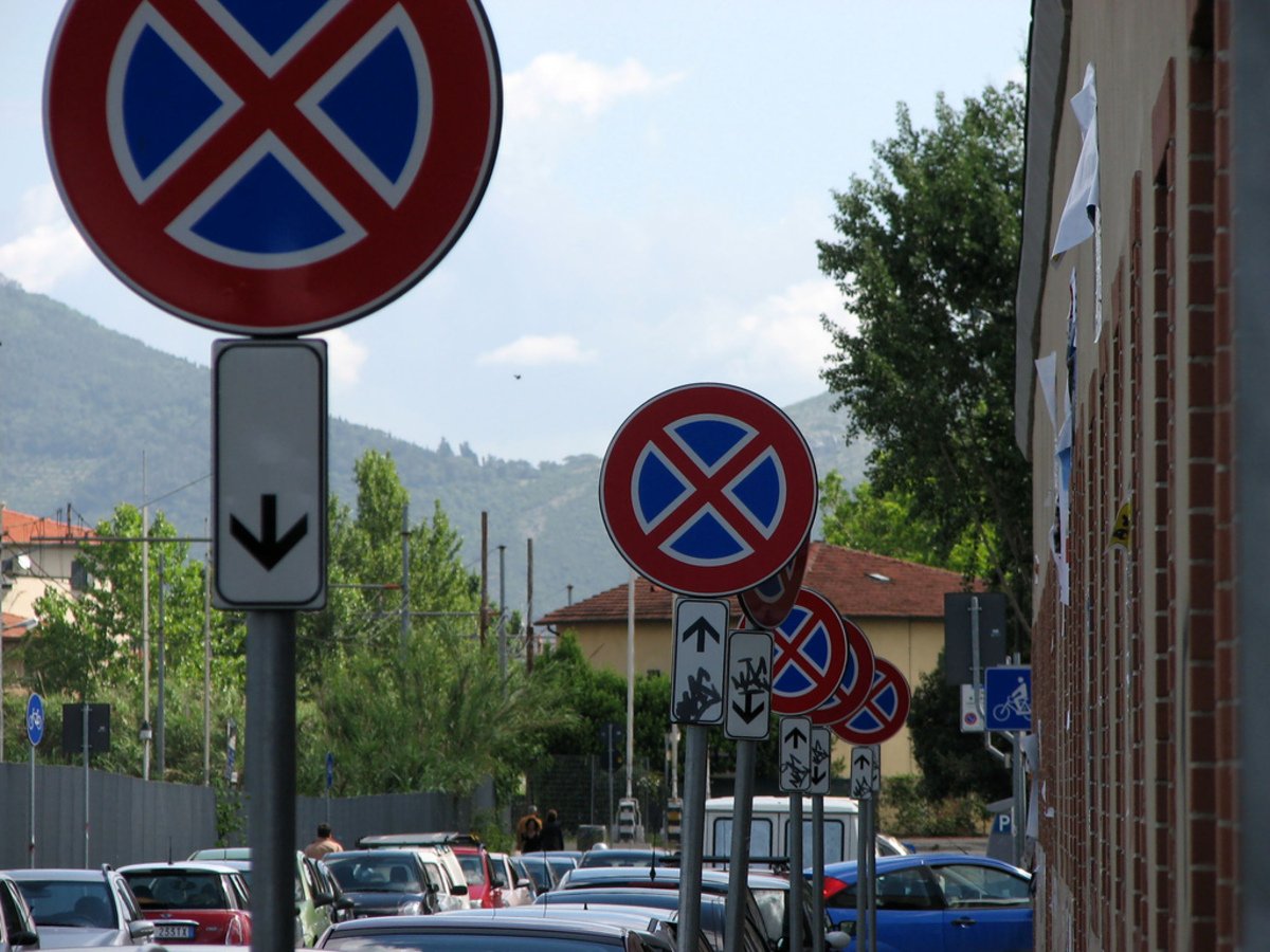 Divieto Di Sosta, Art. 158 CdS: Conoscere Il Cartello E Le Regole Per ...