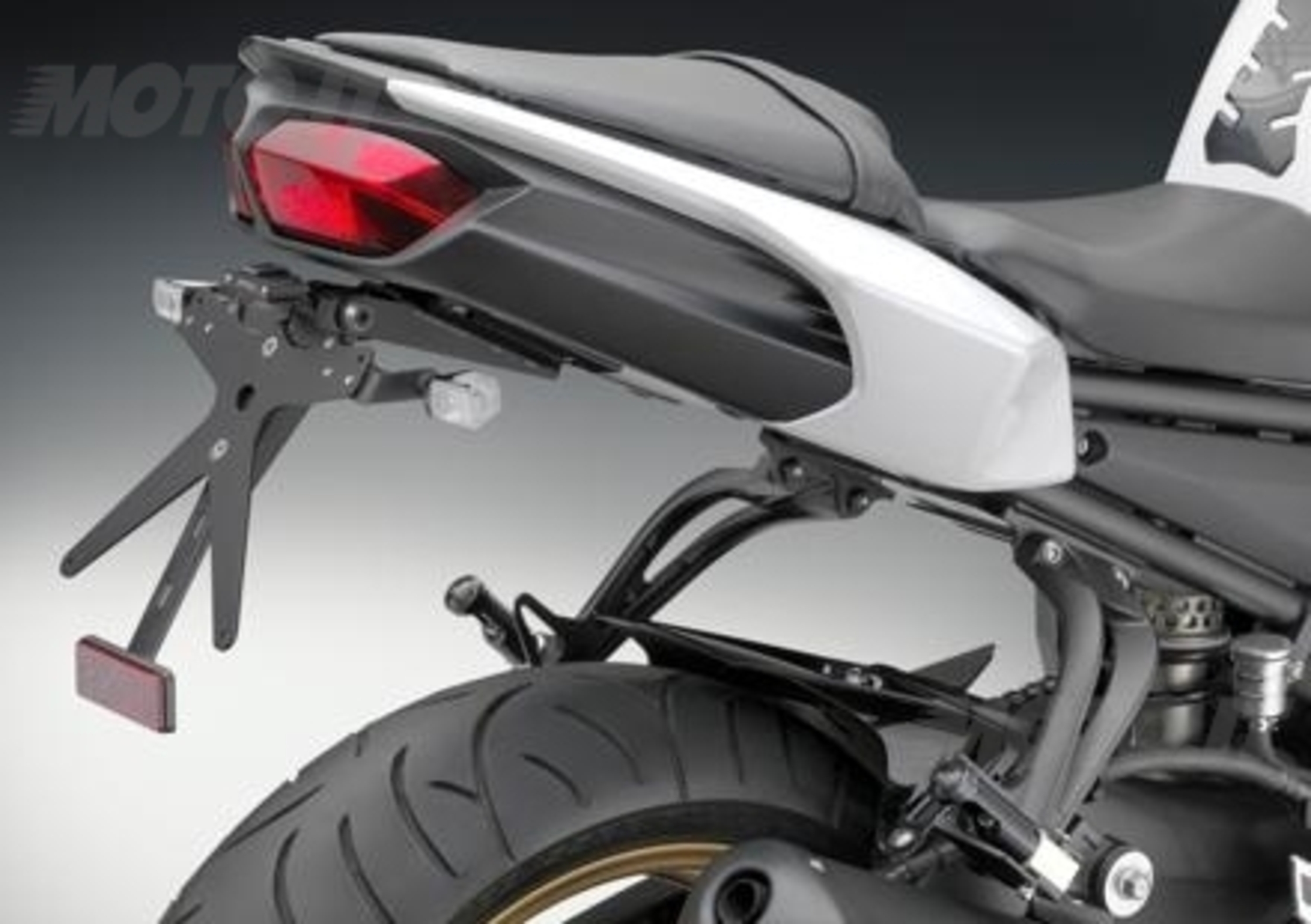 Specchietti Retrovisori Universali CNC Per Moto – Oro, Per Yamaha FZ8 FZ-8, Kit Di Montaggio Incluso - 2