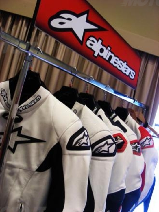 Alpinestars. Collezione Primavera 2011 Alpinestars. Collezione Primavera 2011