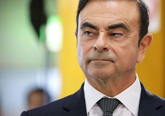 Ghosn: sono stato pugnalato alle spalle