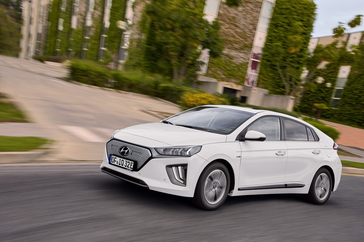 2019 hyundai ioniq