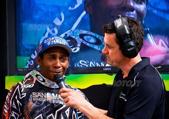 Supercross AMA. Stewart vince a St. Louis Supercross AMA. Stewart vince a St. Louis