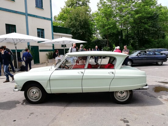 La piccola Citroën Ami 6