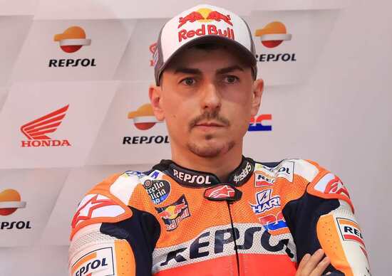 Altro errore di Lorenzo: sfortuna o troppa foga? Altro errore di Lorenzo: sfortuna o troppa foga?