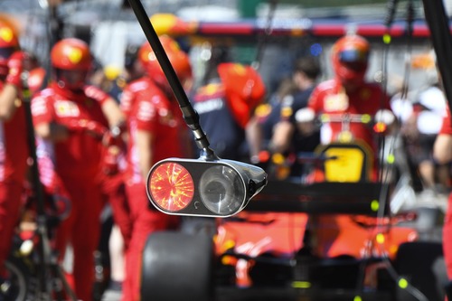 Austria: festa Verstappen Rimpianto Leclerc, secondo Austria: festa Verstappen Rimpianto Leclerc, secondo