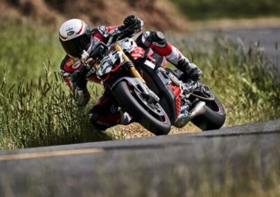 Tragedia alla Pikes Peak: Carlin Dunne non ce l'ha fatta Tragedia alla Pikes Peak: Carlin Dunne non ce l'ha fatta