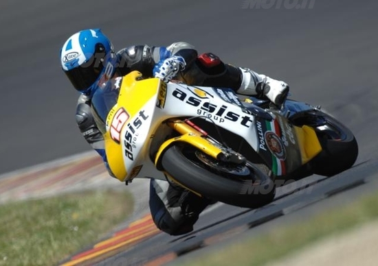 Moto2: la nostra prova in pista della MotoBi Moto2: la nostra prova in pista della MotoBi
