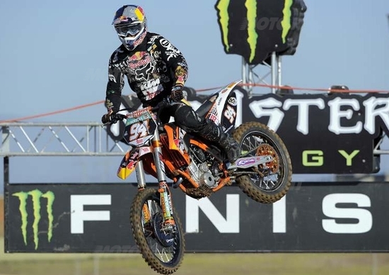 Cairoli e Roczen re di La Bañeza Cairoli e Roczen re di La Bañeza