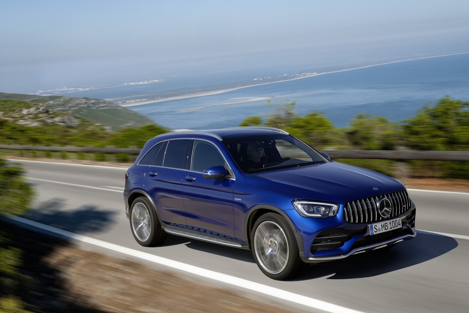 Mercedes-AMG GLC 43: ancora più CV per il SUV sportivo