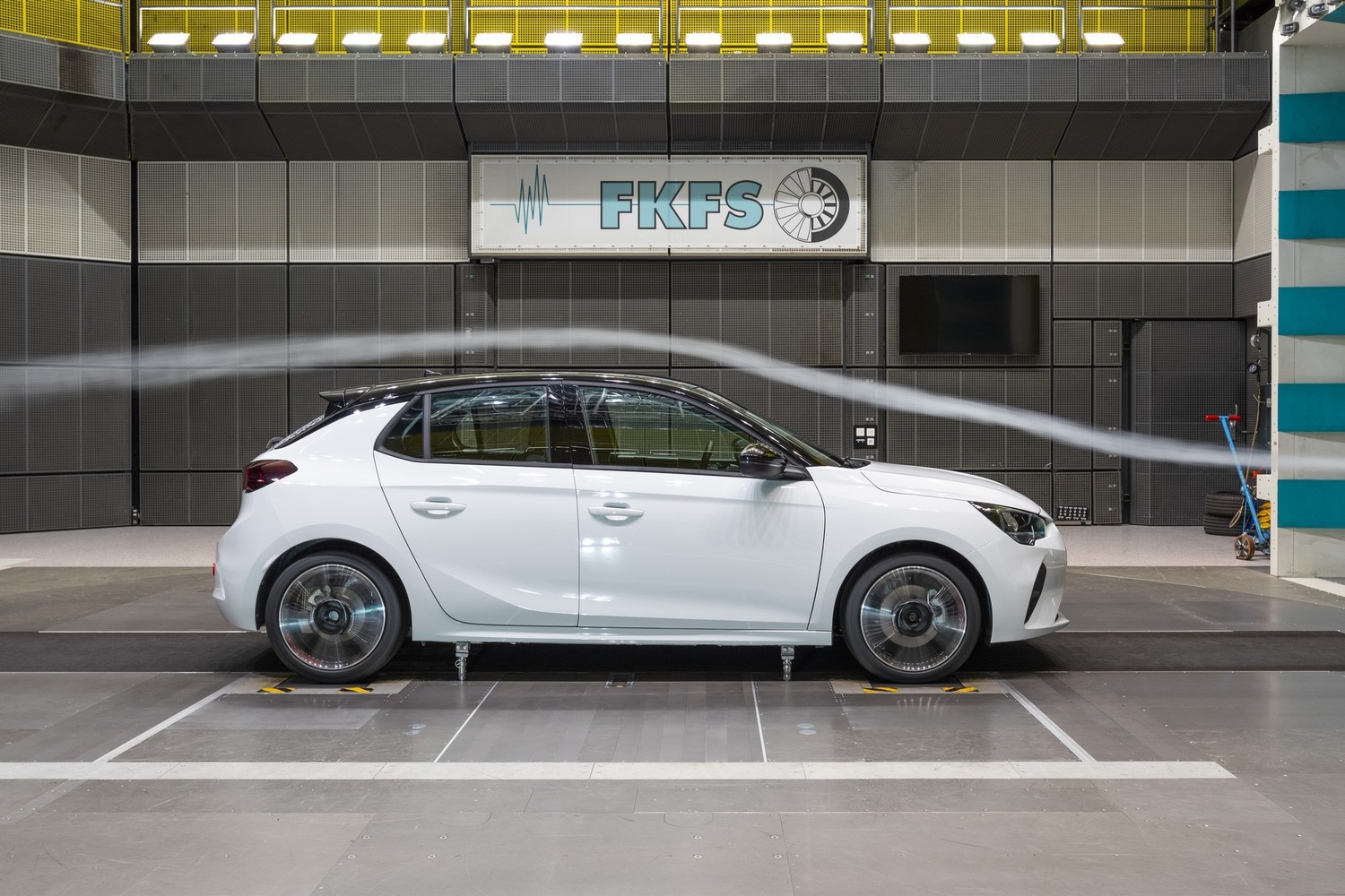 Opel Corsa: aerodinamica attiva per ridurre i consumi
