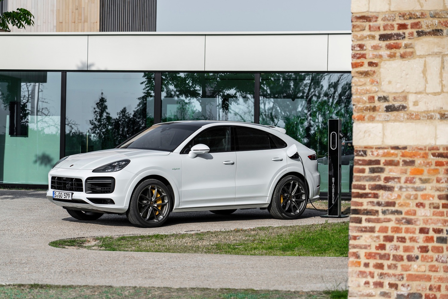 Porsche Cayenne plug-in Hybrid: e-Hybrid e Turbo S e-Hybrid, anche per la Coupé