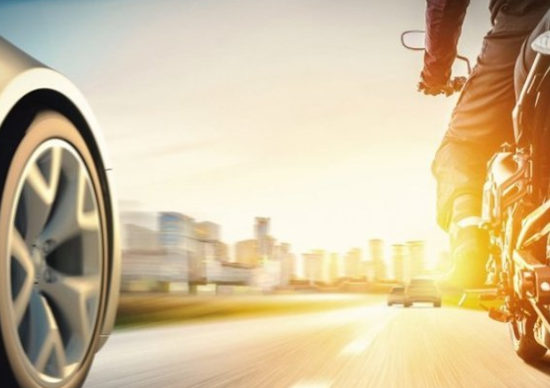 L'auto a guida autonoma, le moto e le loro relazioni sempre più pericolose L'auto a guida autonoma, le moto e le loro relazioni sempre più pericolose