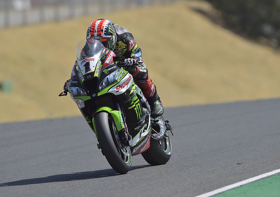 SBK 2019. Jonathan Rea è il più veloce nel venerdì a Portimão SBK 2019. Jonathan Rea è il più veloce nel venerdì a Portimão