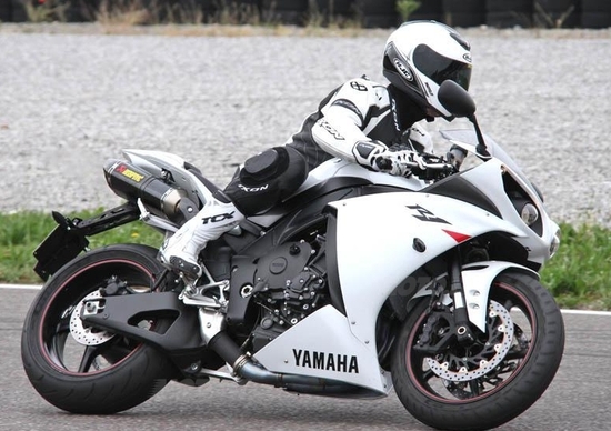 Yamaha YZF R1 Yamaha YZF R1