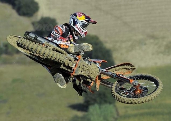 Fermo. Paulin e Herlings tirano il velo sul Mondiale di Motocross Fermo. Paulin e Herlings tirano il velo sul Mondiale di Motocross