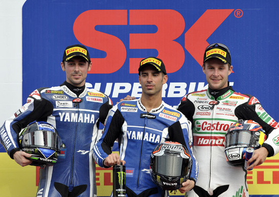 Melandri si aggiudica Gara 2 del GP del Portogallo Melandri si aggiudica Gara 2 del GP del Portogallo