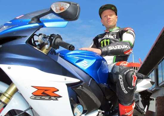 Keith Flint, all'asta i suoi memorabilia motociclistici Keith Flint, all'asta i suoi memorabilia motociclistici