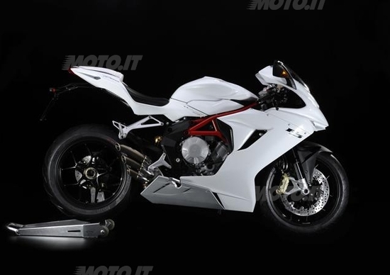 MV Agusta F3 675 a dicembre nei concessionari MV Agusta F3 675 a dicembre nei concessionari