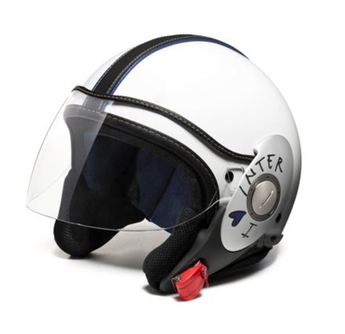 Nuovi caschi INTER firmati Newmax - Accessori - Moto.it