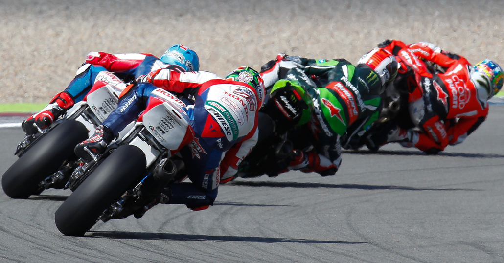 SBK 2016. Cancellato il 10° round. Calendario più corto