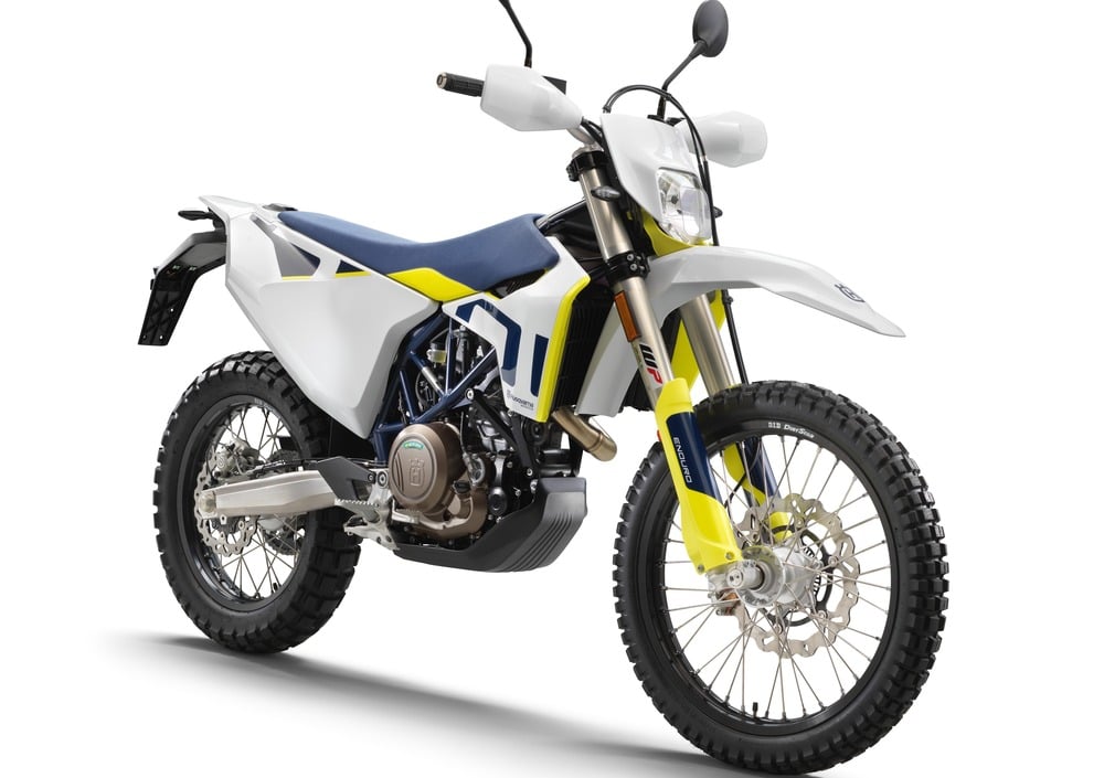 Husqvarna 701 Enduro (2020), prezzo e scheda tecnica Moto.it