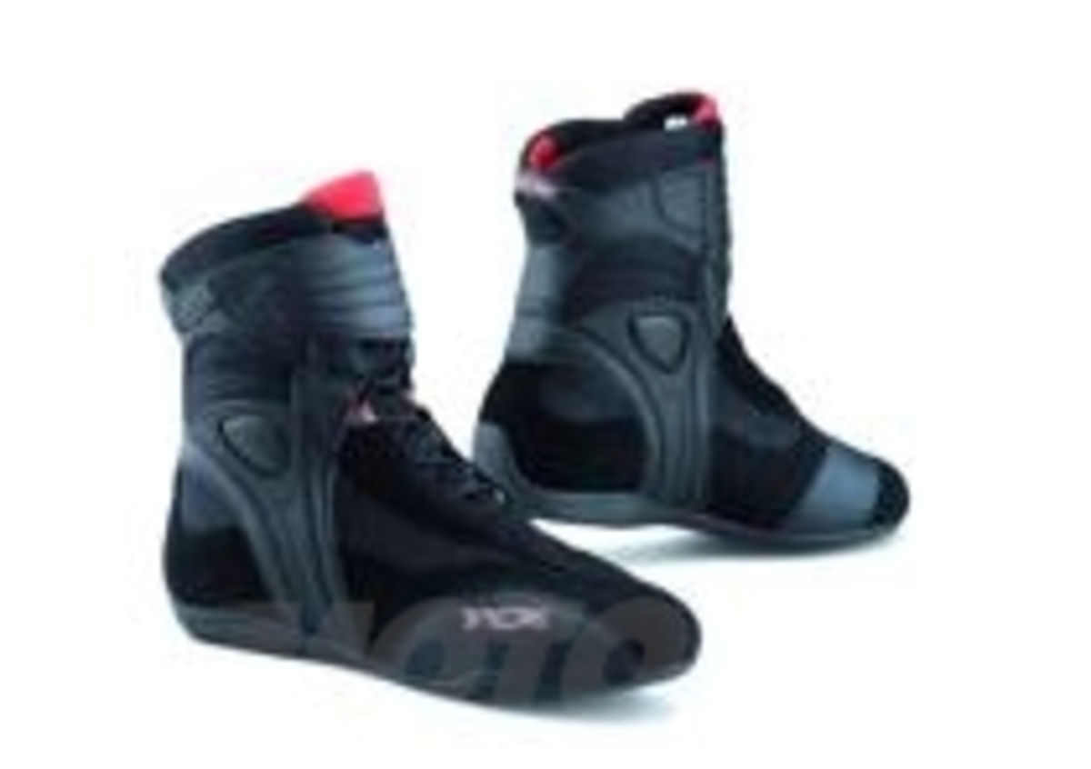 A-Pro srl Scarpa Moto Stivaletti Touring Calzatura Sport Motociclista Protezione Sliders 40 EU, Bianco