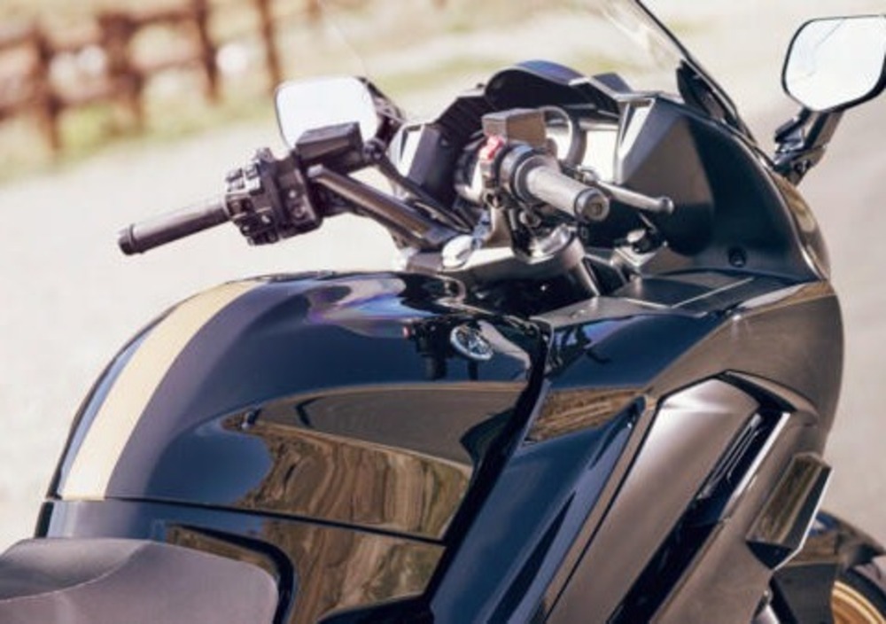 Yamaha FJR 1300 AE Ultimate Edition (2019 - 20), prezzo e scheda ...