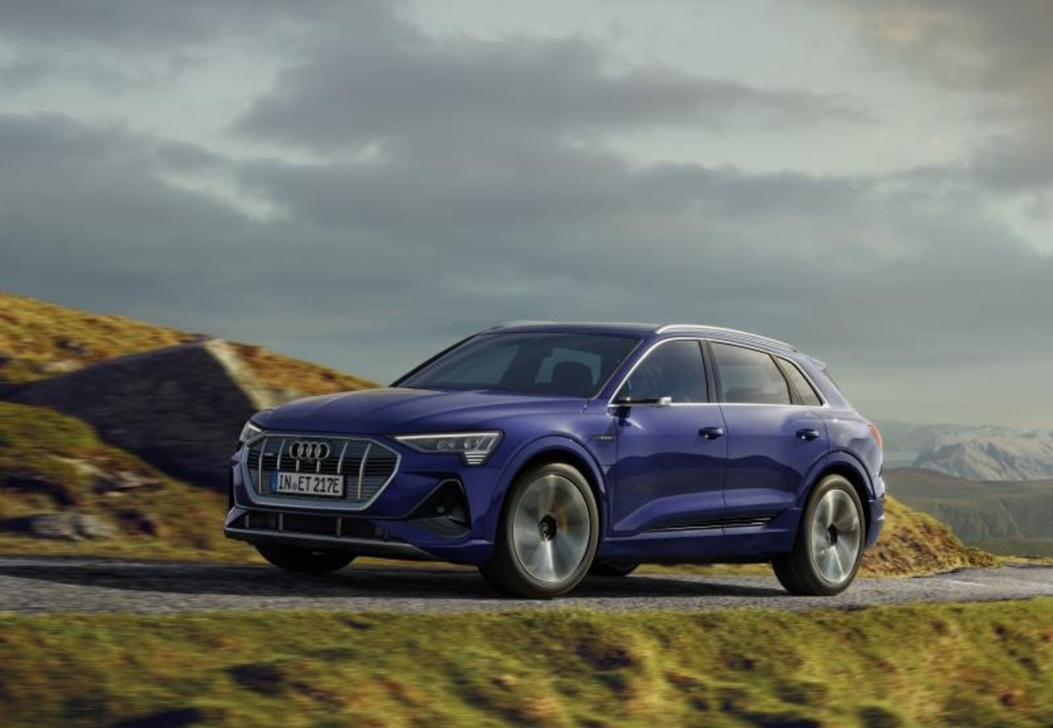 Audi e-tron, aumenta l'autonomia della 55 quattro