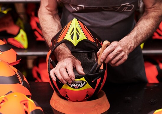 Airoh: ecco come nasce un casco Airoh: ecco come nasce un casco