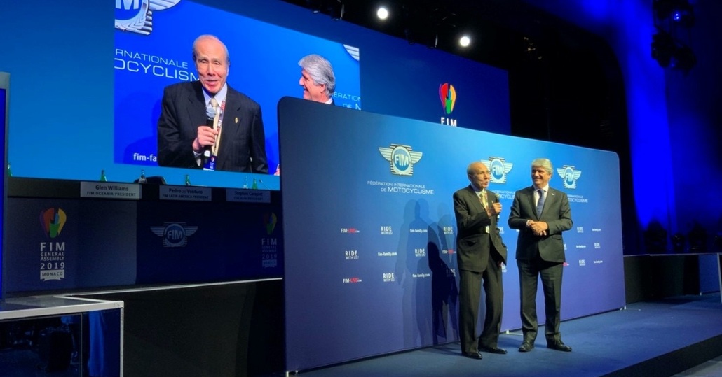 Michio Arai insignito della medaglia d'Oro FIM