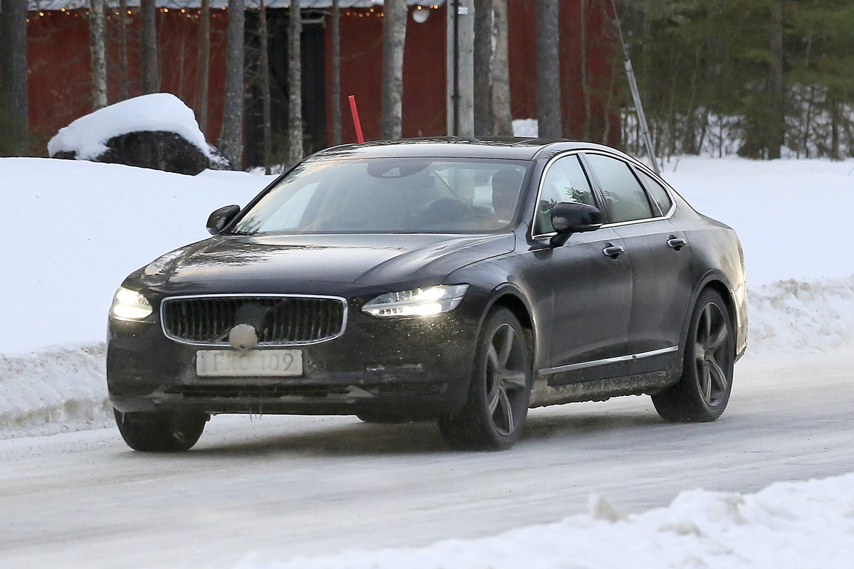 Volvo s90 cross country