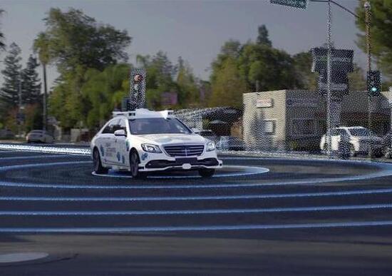 Mercedes-Bosch, test per la guida autonoma in California Mercedes-Bosch, test per la guida autonoma in California