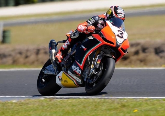 Checa ancora in testa a Phillip Island Checa ancora in testa a Phillip Island