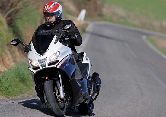 Aprilia SRV 850 Aprilia SRV 850