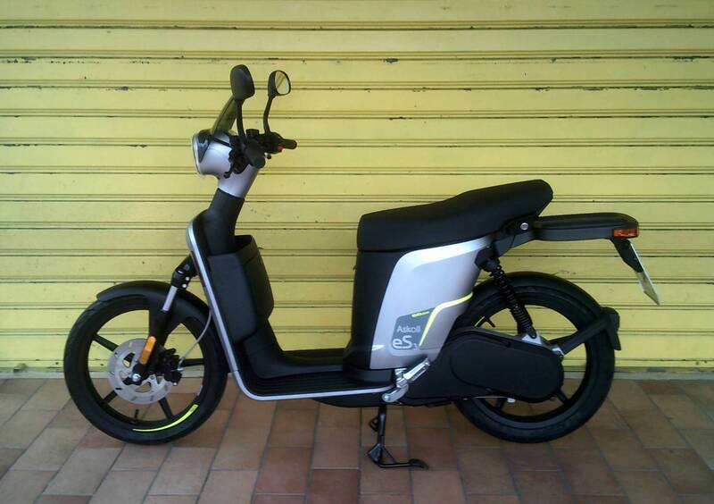 Askoll COPPIA SPECCHIETTI MANUBRIO ASKOLL ES3 MOTO SCOOTER 